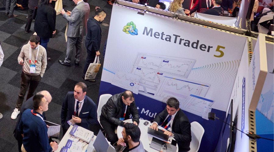 财报前瞻 | 营收预计增长27%,但利润面临压力 MI308许可与AI提价将驱动AMD(AMD.US)股价上涨