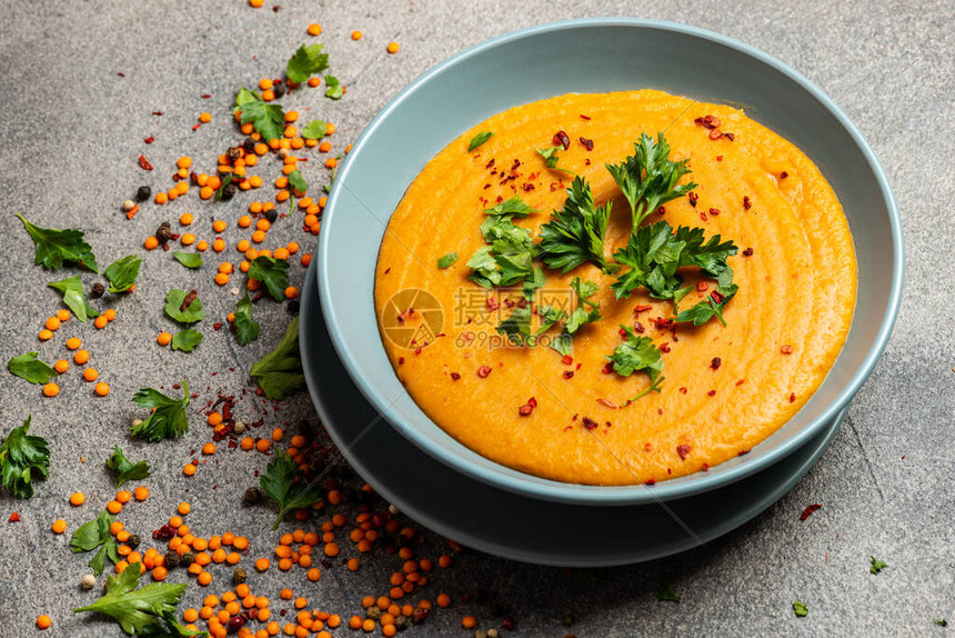 港股收盘(08.08) | 恒指收跌0.89% 有色、水泥股等活跃 中芯国际(00981)绩后领跌蓝筹